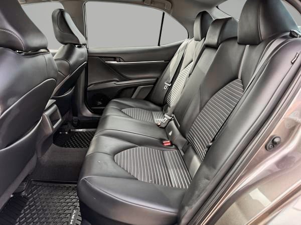 Toyota Camry HYBRIDE SE 2023-25