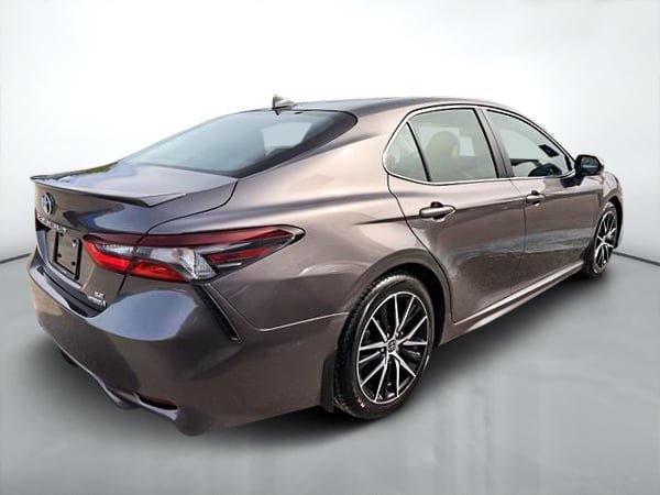 Toyota Camry HYBRIDE SE 2023-6