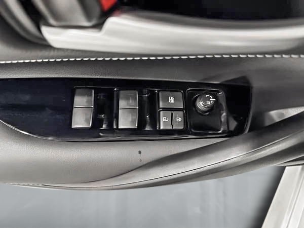 2022 Toyota Corolla à hayon SE-11
