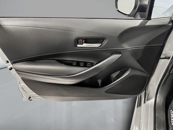 2022 Toyota Corolla à hayon SE-10