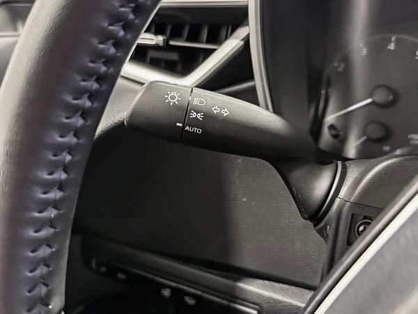 2024 Toyota Corolla à hayon SE-17