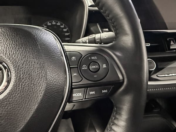 2024 Toyota Corolla à hayon SE-16