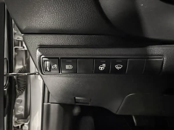 2024 Toyota Corolla à hayon SE-12