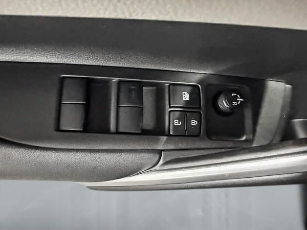 2023 Toyota Corolla Cross L-11