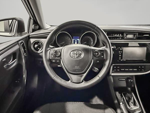2018 Toyota Corolla iM Base-13