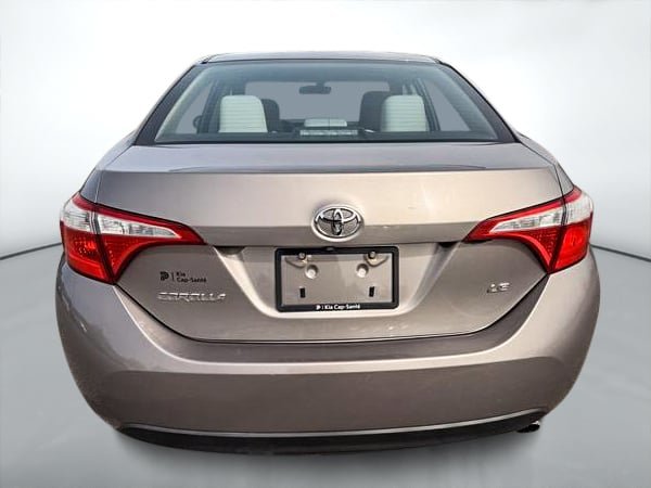 Toyota Corolla CE 2016-5