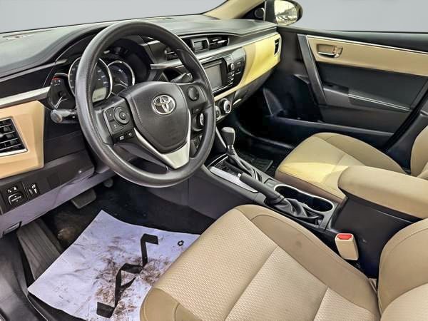 Toyota Corolla CE 2016-14
