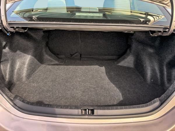 Toyota Corolla CE 2016-25