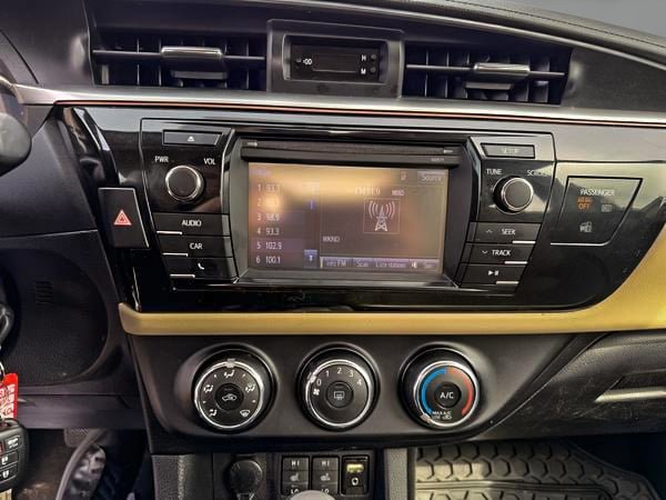 Toyota Corolla CE 2016-19