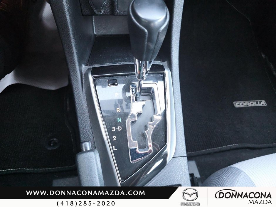 Toyota Corolla CE 2016-13