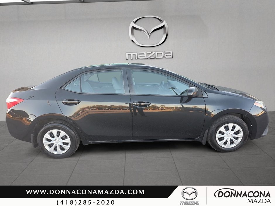 Toyota Corolla CE 2016-3