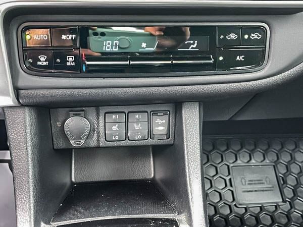 Toyota Corolla LE 2017-17