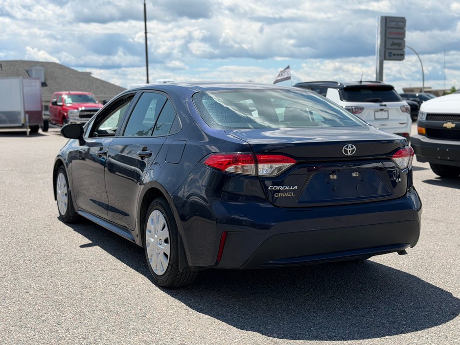 Toyota Corolla LE 2020-4
