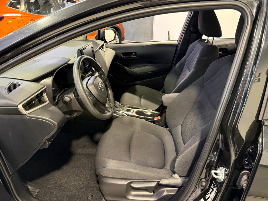 2022 Toyota Corolla Hybrid-12