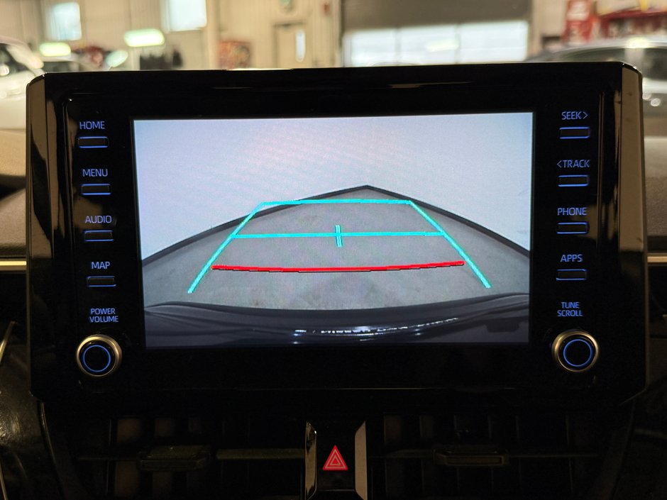 2022 Toyota Corolla Hybrid-20