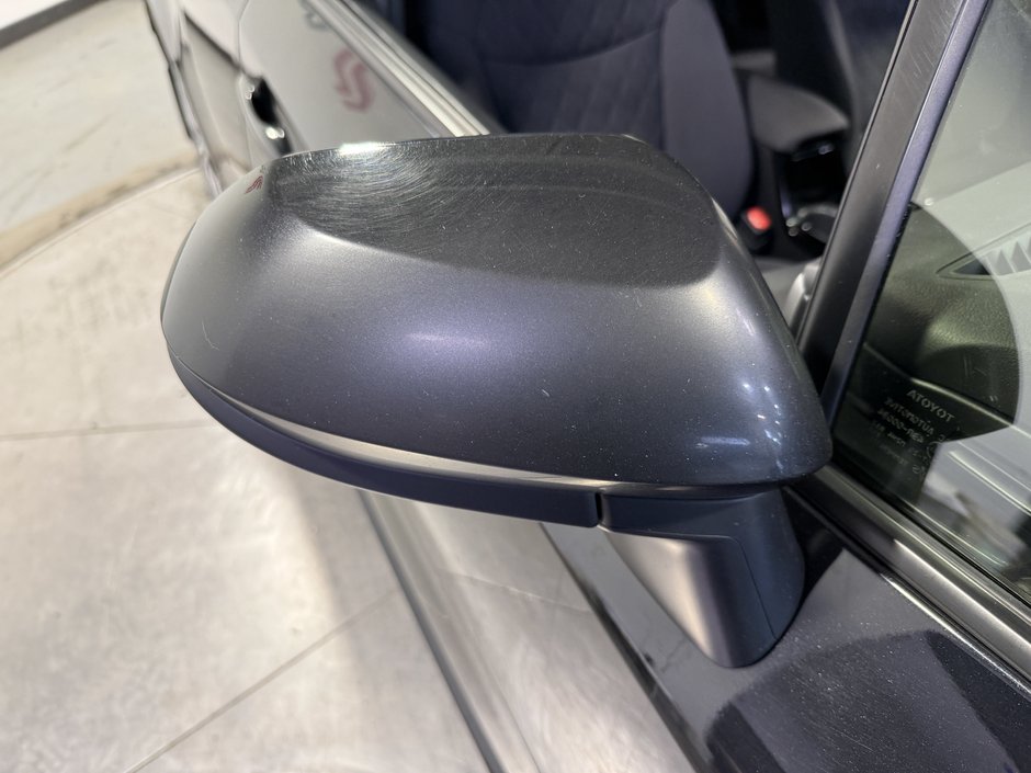 2022 Toyota Corolla Hybrid-8