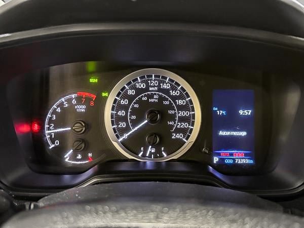 2022 Toyota Corolla LE-18