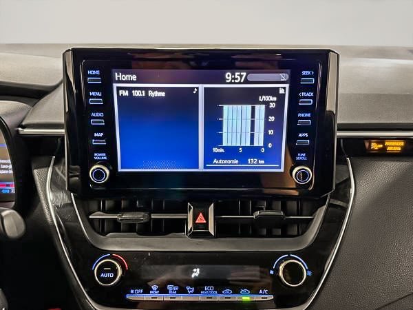 2022 Toyota Corolla LE-19