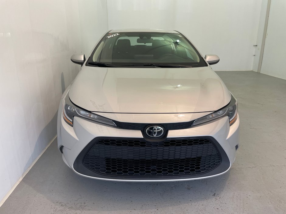 2022 Toyota Corolla LE-1