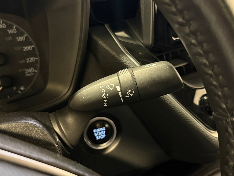 2023 Toyota Corolla SE-17