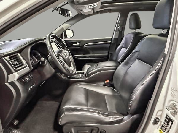 2014 Toyota Highlander LIMITED-14