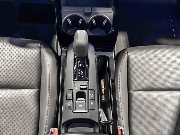 2024 Toyota Prius Prime XSE // HYBRIDE BRANCHABLE-24
