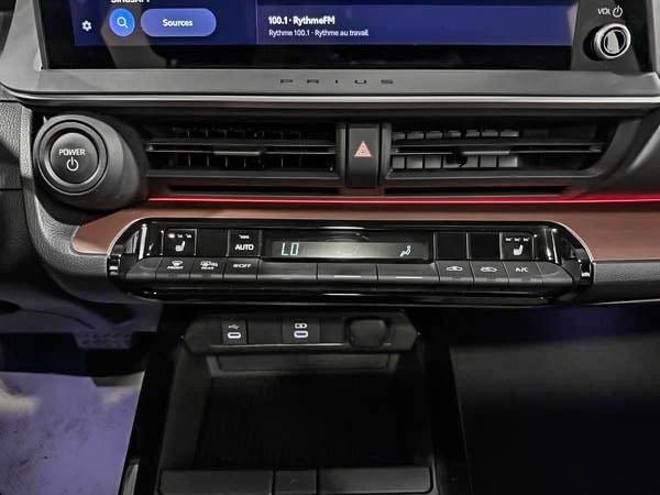 2024 Toyota Prius Prime XSE // HYBRIDE BRANCHABLE-23