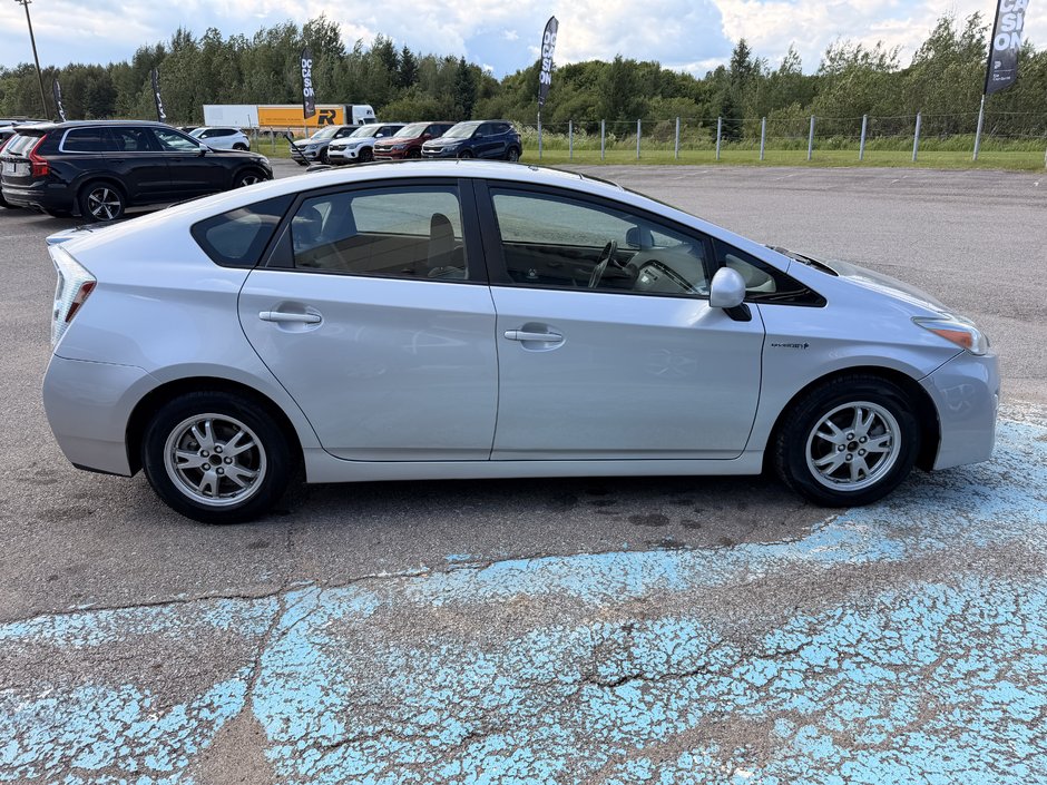 2011 Toyota Prius BASE-7