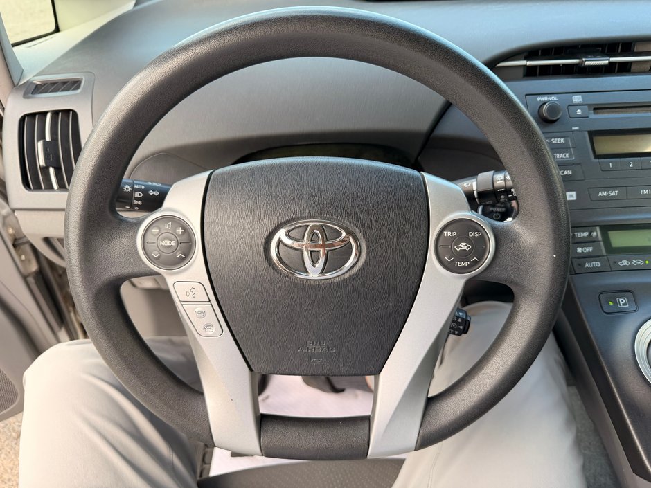 2011 Toyota Prius BASE-15