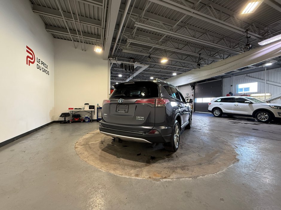 Toyota RAV4 hybride LIMITED AWD 2016-2