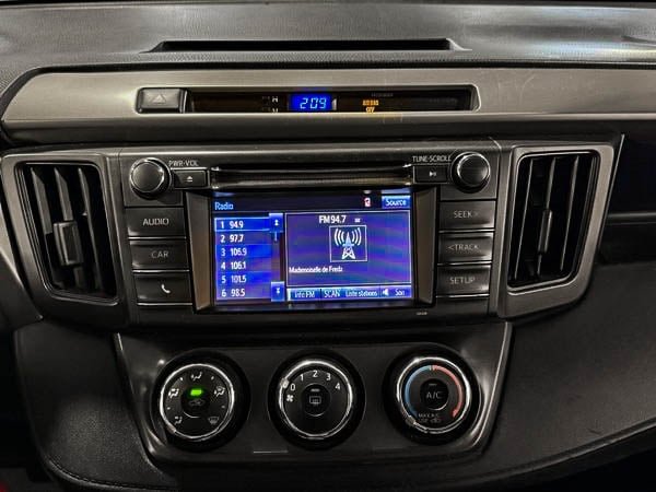 2014 Toyota RAV4 LE-19