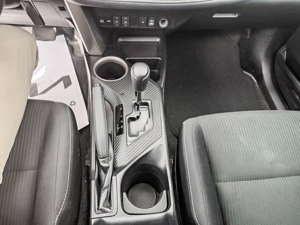 2015 Toyota RAV4 XLE AWD-22