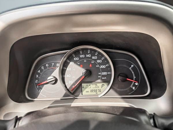 2015 Toyota RAV4 XLE AWD-19