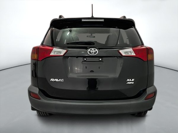Toyota RAV4 XLE AWD 2015-5