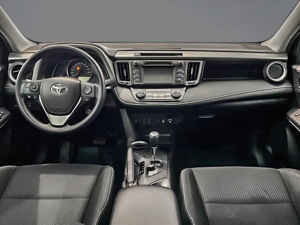 Toyota RAV4 XLE AWD 2015-7