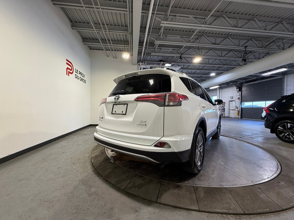 Toyota RAV4 HYBRID LE+ 2018-2