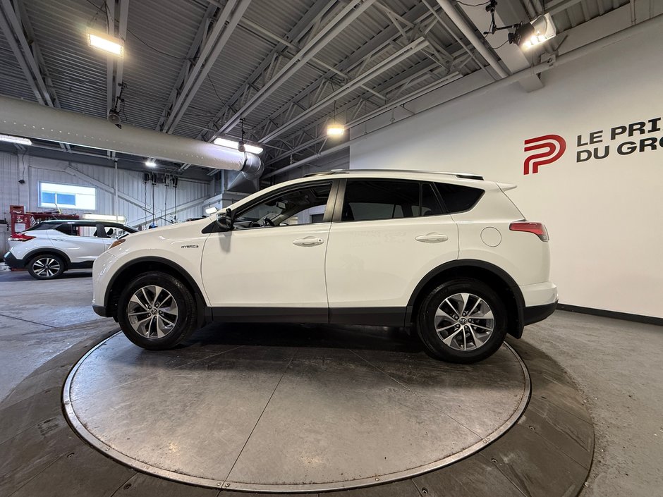 Toyota RAV4 HYBRID LE+ 2018-5