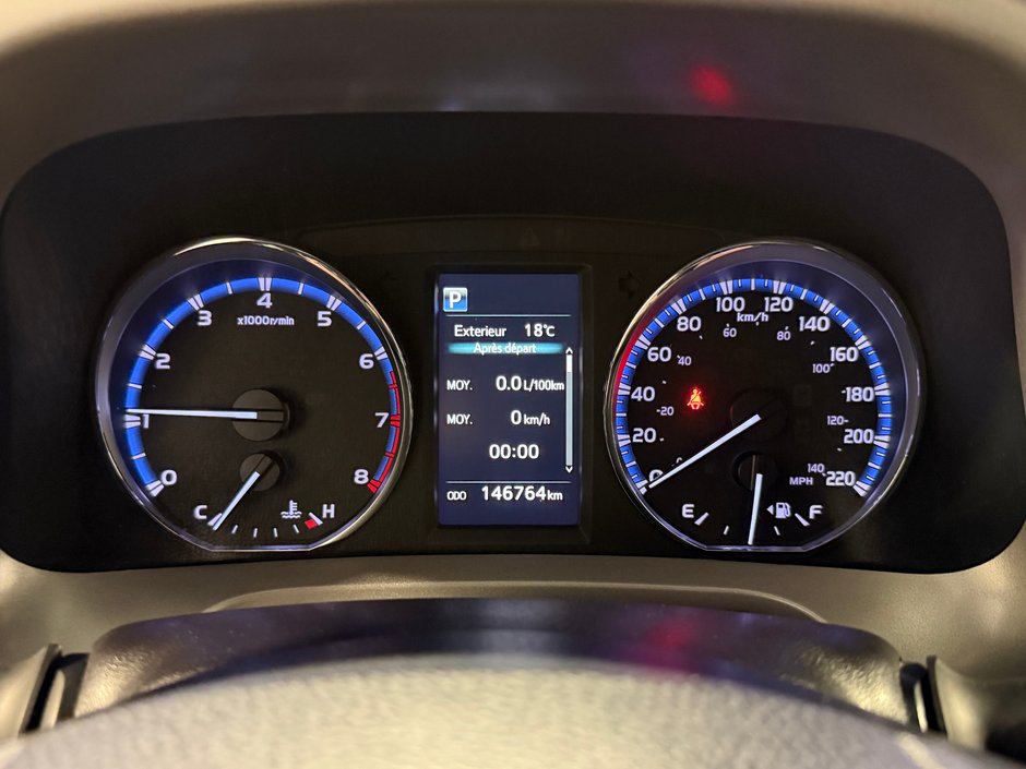 Toyota RAV4 LE 2018-18