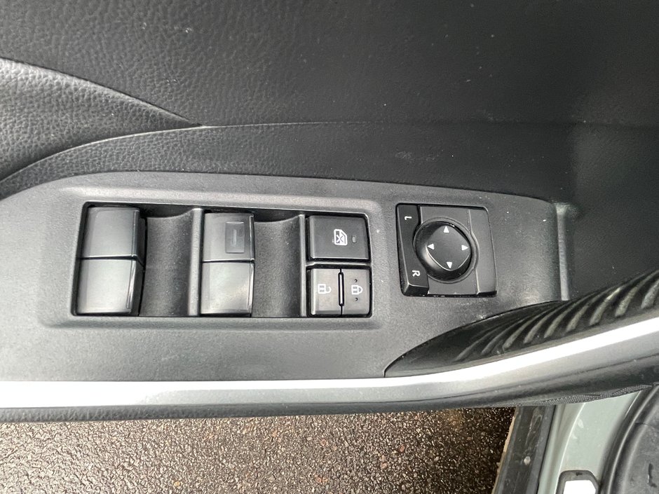 2019 Toyota RAV4 Trail-7