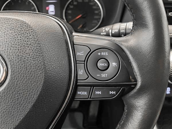 2021 Toyota RAV4 XLE AWD-15
