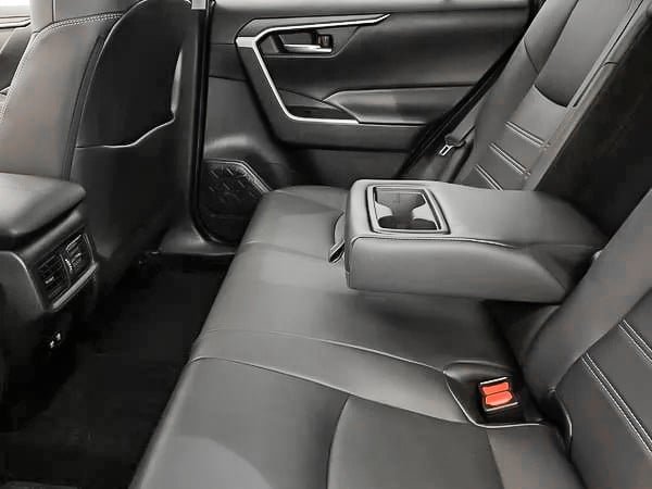2021 Toyota RAV4 XLE AWD-27