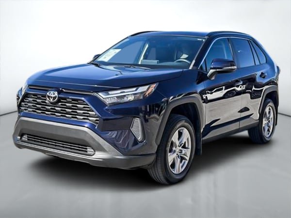 2022 Toyota RAV4 XLE-6