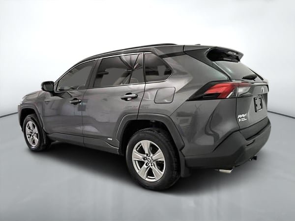 Toyota RAV4 Hybrid LE AWD 2023-4
