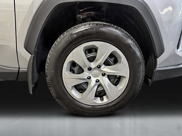 2023 Toyota RAV4 LE-9
