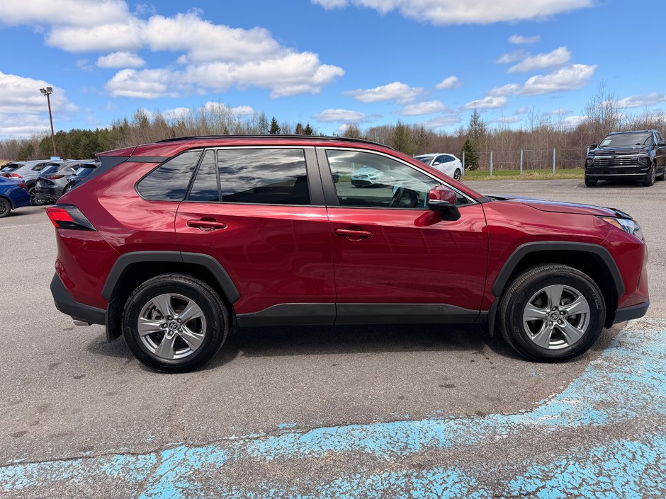 2024 Toyota RAV4 XLE AWD-7