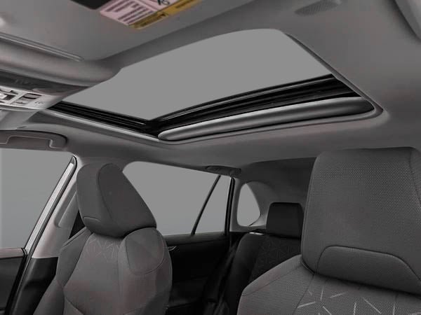 Toyota RAV4 XLE AWD 2024-24
