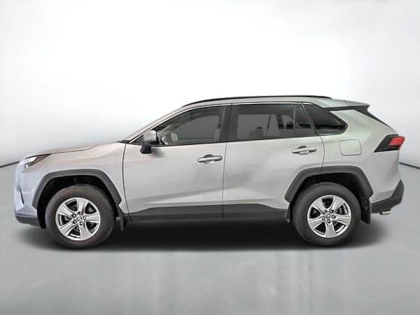 Toyota RAV4 XLE AWD 2024-3