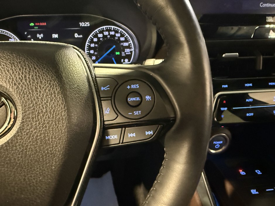 2021 Toyota Venza Limited-17