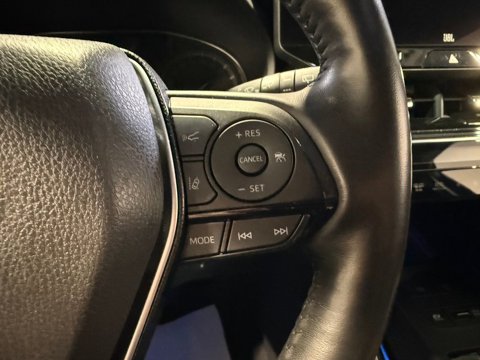 Toyota Venza XLE 2024-16