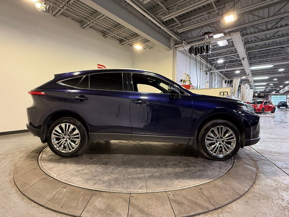 Toyota Venza XLE 2024-1